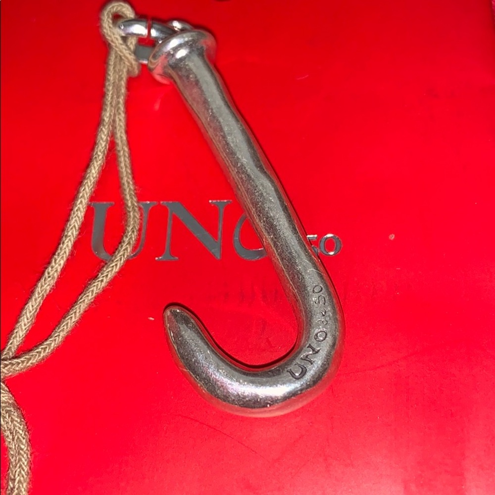 Uno de 50 Unisex initial J pendant silver plated